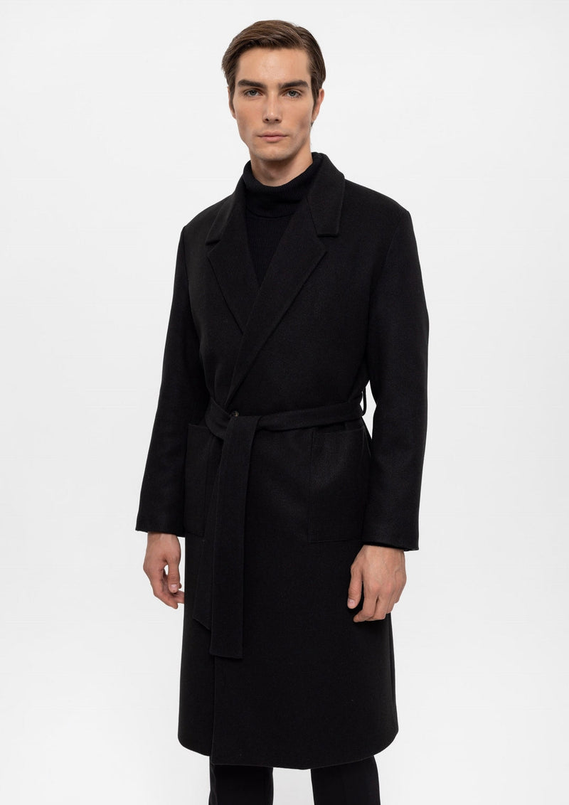 ANTIOCH | Oversized Mantel mit Gürtel und großen Taschen – Schwarz